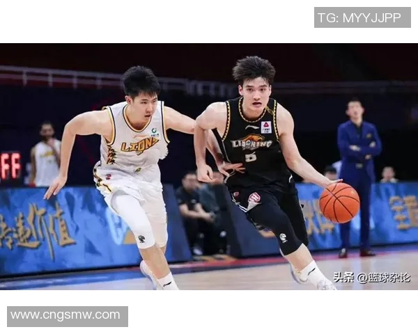 辽宁队与广州队首节对决精彩回顾双方球员表现与战术分析