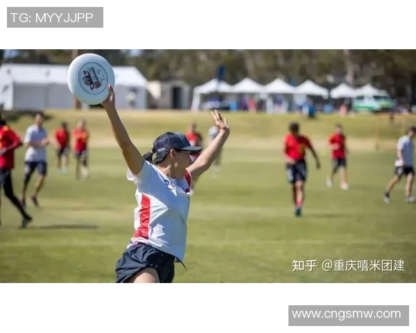 飞盘竞技的魅力与挑战：深入解析北京飞盘队的战术布局与团队协作